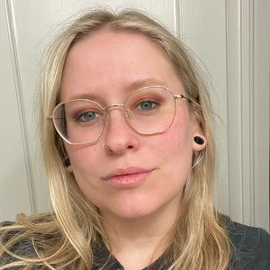 Meet your Posher, Mallory